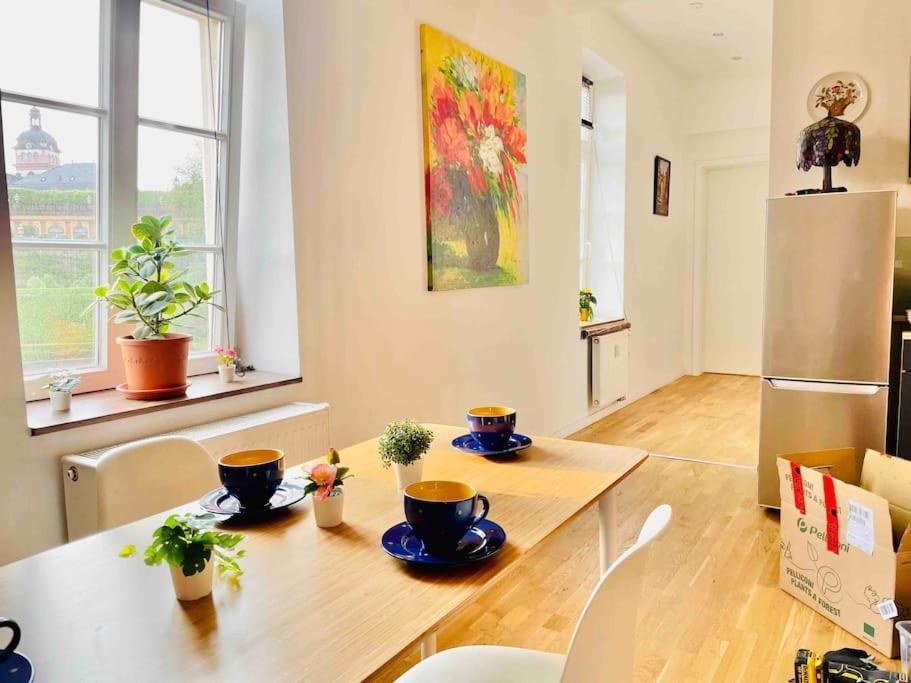 Castle View Living 1 - Best Apartment In ไวล์บวร์ก ภายนอก รูปภาพ