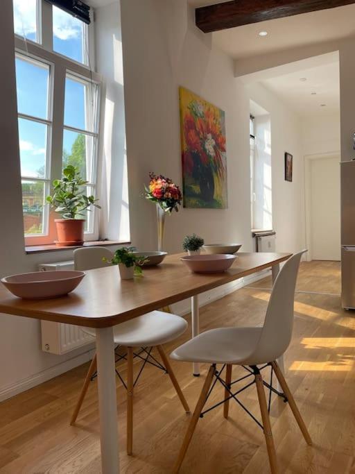 Castle View Living 1 - Best Apartment In ไวล์บวร์ก ภายนอก รูปภาพ